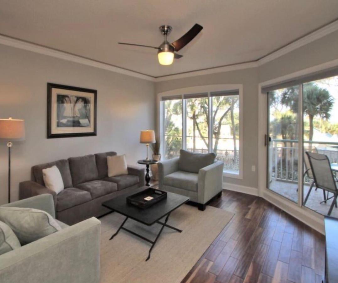 Holiday home Windsor Place - Palmetto Dunes - Oceanfront. Pools. *